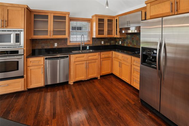 6418 Axton Lane, Dallas, TX 75214