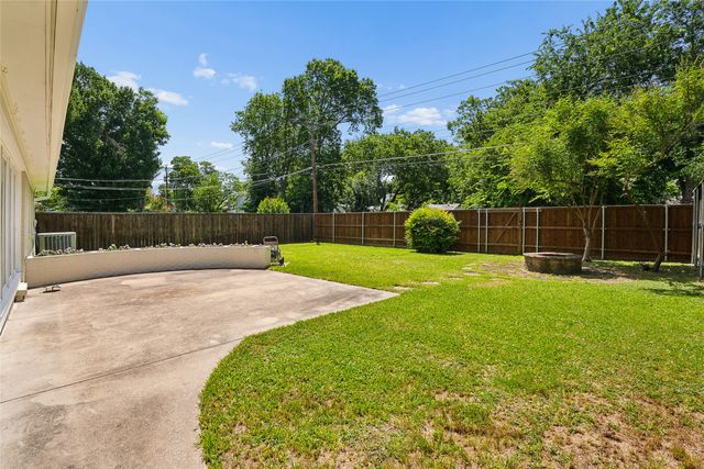 6418 Axton Lane, Dallas, TX 75214