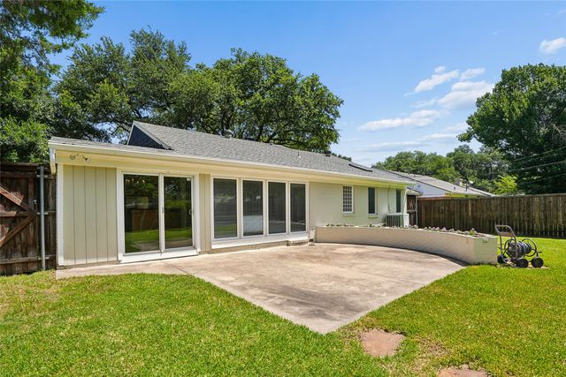 6418 Axton Lane, Dallas, TX 75214