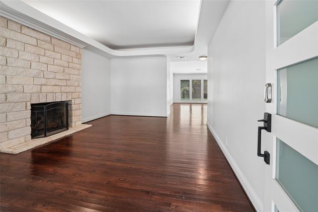 6418 Axton Lane, Dallas, TX 75214