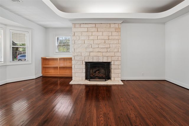 6418 Axton Lane, Dallas, TX 75214
