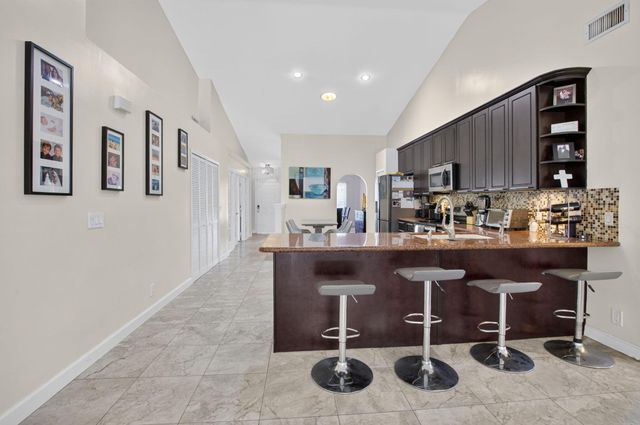 19600 Sea Pines Way, Boca Raton, FL 33498