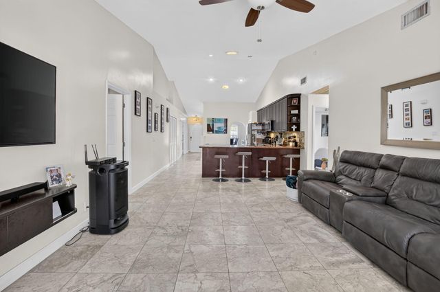 19600 Sea Pines Way, Boca Raton, FL 33498
