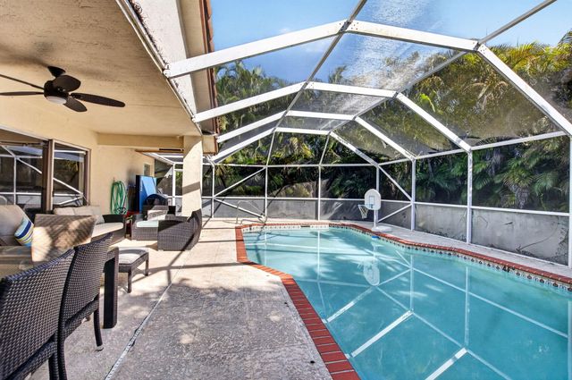 19600 Sea Pines Way, Boca Raton, FL 33498