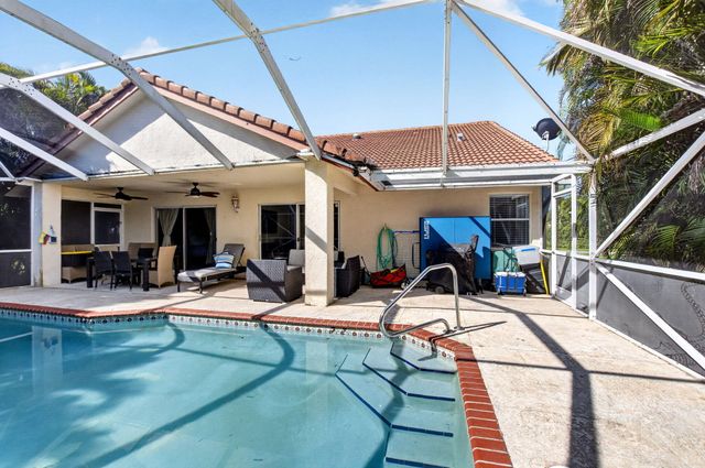 19600 Sea Pines Way, Boca Raton, FL 33498