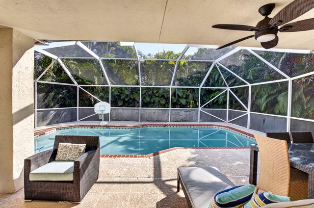19600 Sea Pines Way, Boca Raton, FL 33498