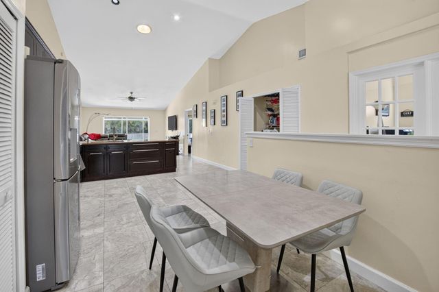 19600 Sea Pines Way, Boca Raton, FL 33498