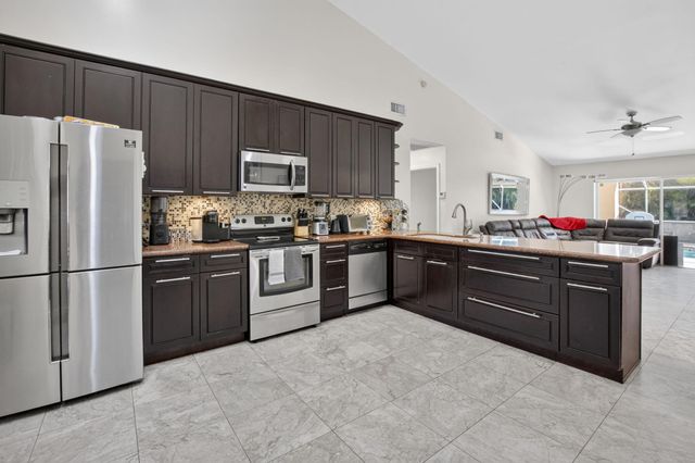 19600 Sea Pines Way, Boca Raton, FL 33498