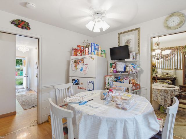 17101 Sprenger Avenue, Eastpointe, MI 48021
