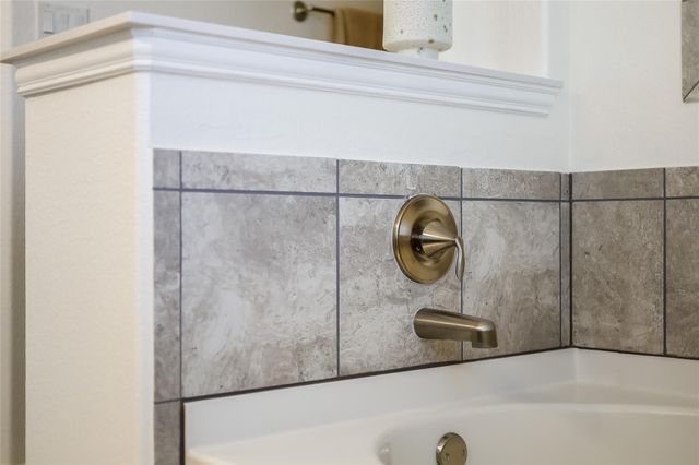 22207 Cape Travis BND, Lago Vista, TX 78645