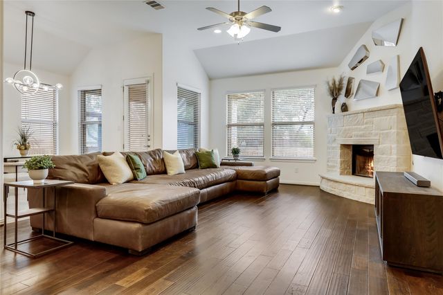 22207 Cape Travis BND, Lago Vista, TX 78645