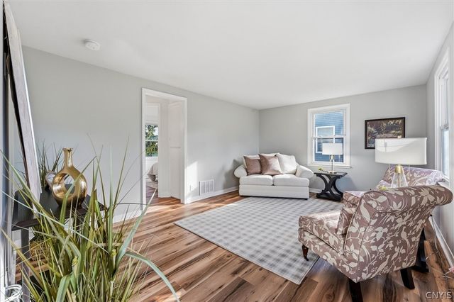 320 Kirsch Drive, Salina, NY 13211