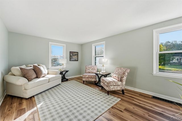 320 Kirsch Drive, Salina, NY 13211