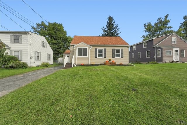 320 Kirsch Drive, Salina, NY 13211