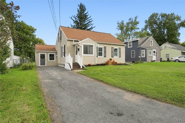 320 Kirsch Drive, Salina, NY 13211
