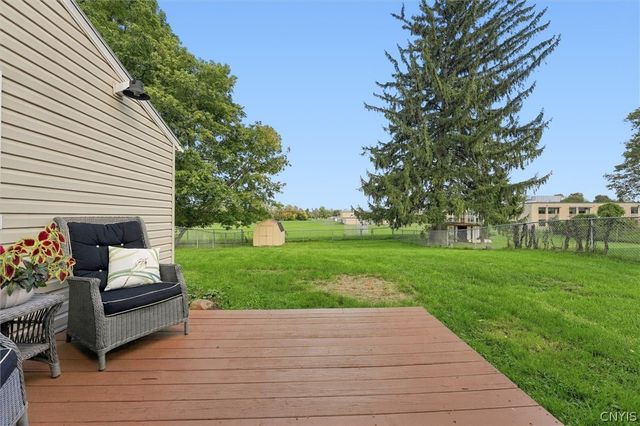 320 Kirsch Drive, Salina, NY 13211