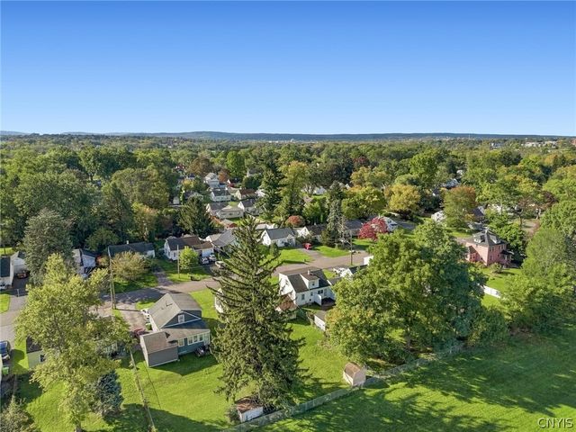 320 Kirsch Drive, Salina, NY 13211