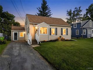 320 Kirsch Drive, Salina, NY 13211
