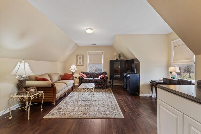 9668 LEEWARD SLOPES DR, Lakeland, TN 38002