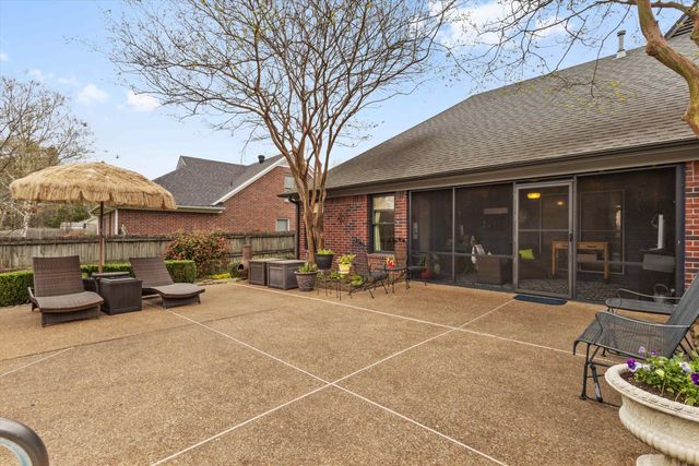 9668 LEEWARD SLOPES DR, Lakeland, TN 38002