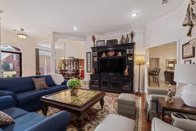 9668 LEEWARD SLOPES DR, Lakeland, TN 38002