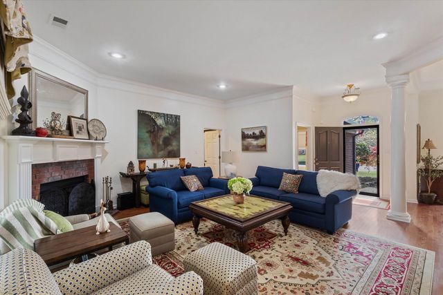 9668 LEEWARD SLOPES DR, Lakeland, TN 38002