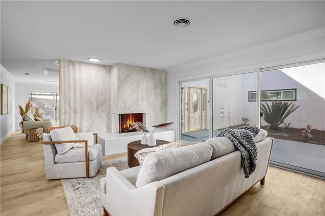 872 Huron, Claremont, CA 91711