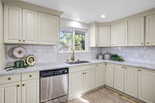 872 Huron, Claremont, CA 91711