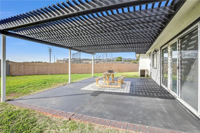 872 Huron, Claremont, CA 91711