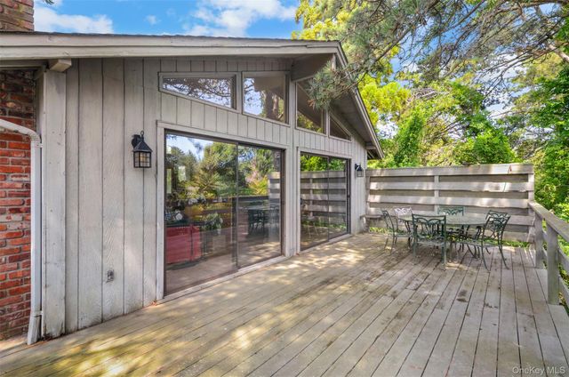 11 Devon Road, Amagansett, NY 11930