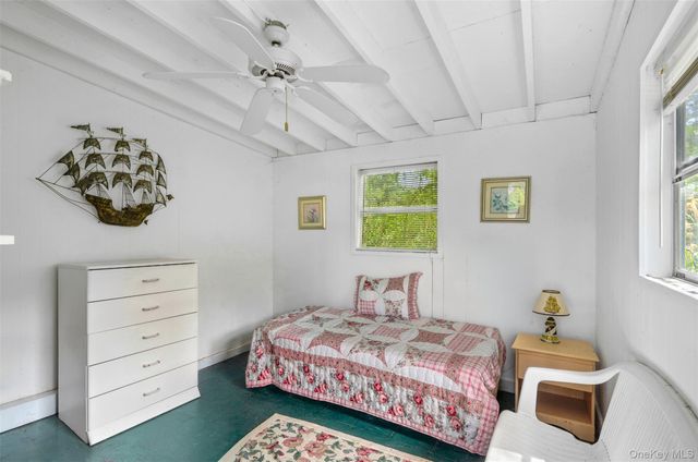 11 Devon Road, Amagansett, NY 11930