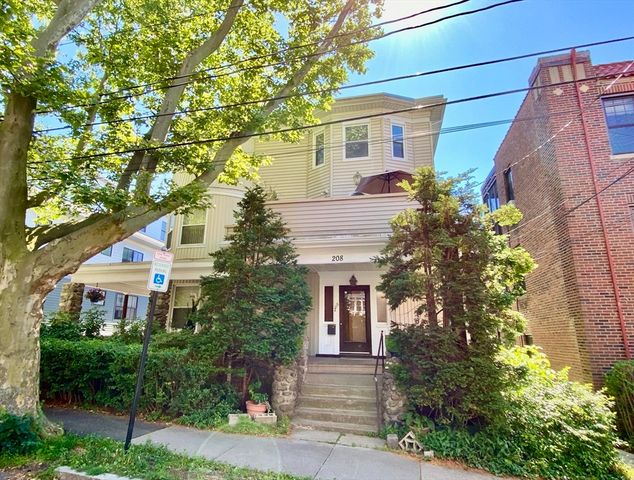 208 Rawson Road 3, Brookline, MA 02445