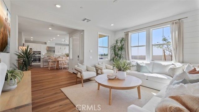 713 Guy Turner Drive, Camarillo, CA 93010