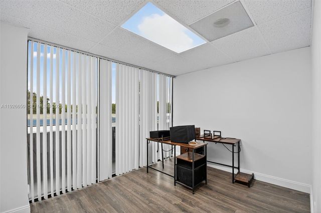 3801 N University Dr 313, Sunrise, FL 33351