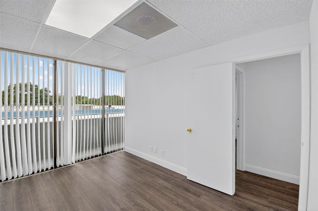 3801 N University Dr 313, Sunrise, FL 33351