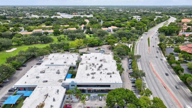 3801 N University Dr 313, Sunrise, FL 33351