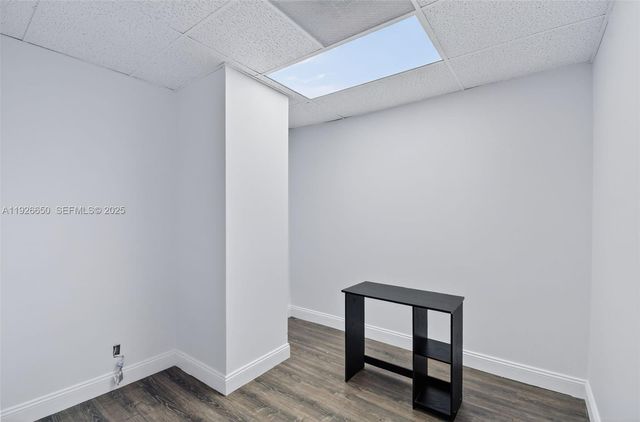 3801 N University Dr 313, Sunrise, FL 33351