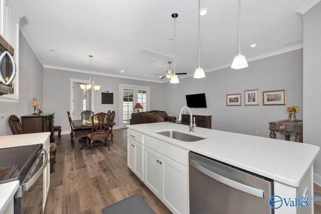 46 Pine Street NW, Huntsville, AL 35806