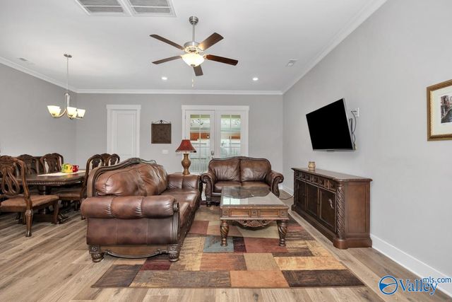 46 Pine Street NW, Huntsville, AL 35806