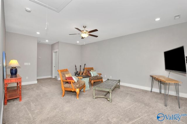 46 Pine Street NW, Huntsville, AL 35806