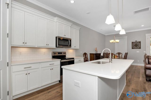 46 Pine Street NW, Huntsville, AL 35806