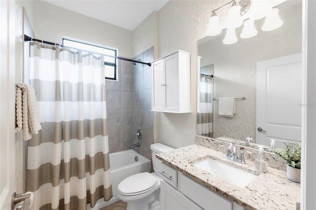 5335 WHITE SAND COVE, Bradenton, FL 34211