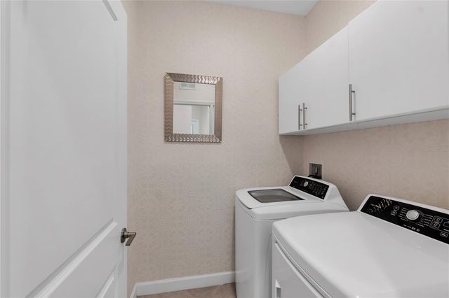 5335 WHITE SAND COVE, Bradenton, FL 34211