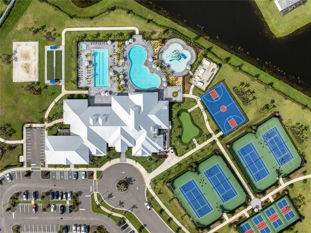 5335 WHITE SAND COVE, Bradenton, FL 34211