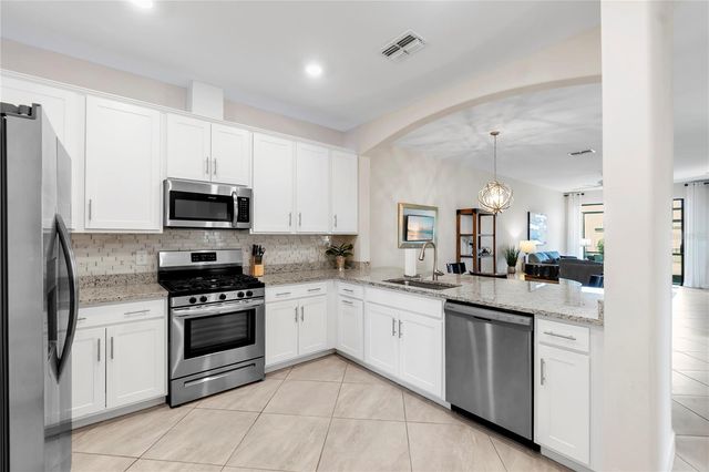 5335 WHITE SAND COVE, Bradenton, FL 34211
