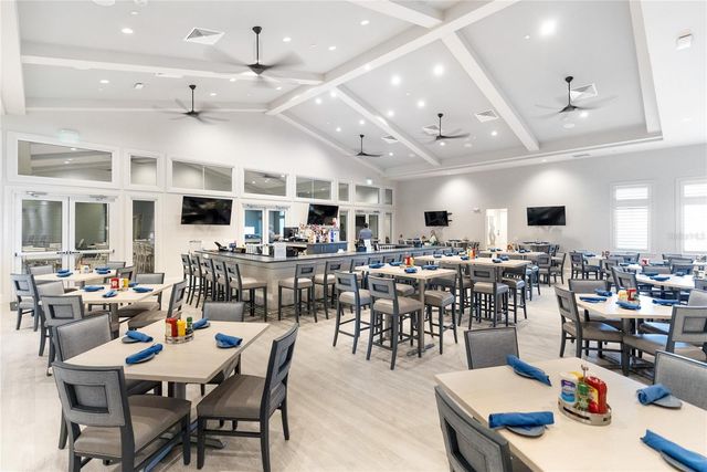 5335 WHITE SAND COVE, Bradenton, FL 34211