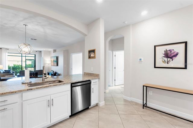 5335 WHITE SAND COVE, Bradenton, FL 34211