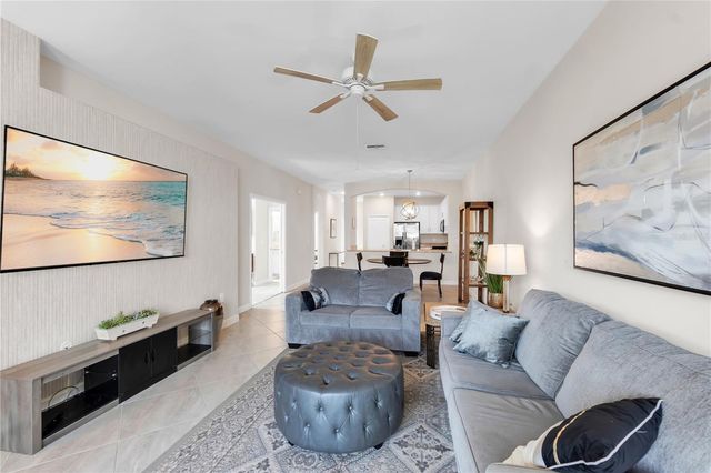 5335 WHITE SAND COVE, Bradenton, FL 34211