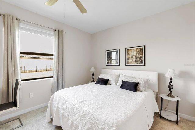 5335 WHITE SAND COVE, Bradenton, FL 34211