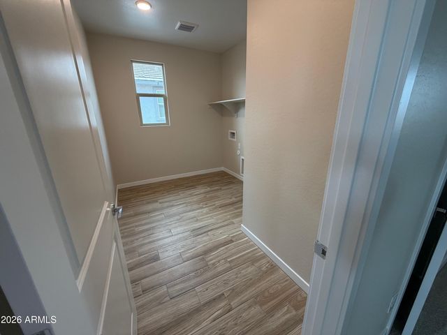 7064 E HAYRIDE Lane, San Tan Valley, AZ 85143